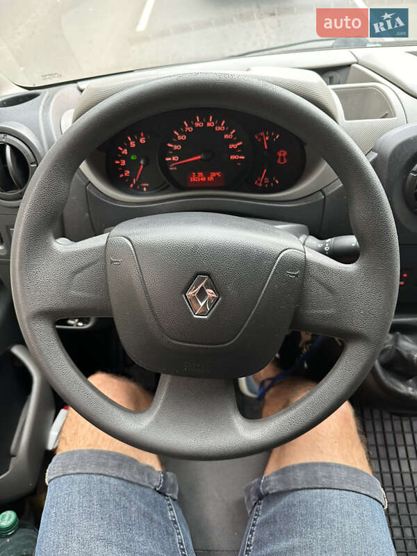 Эвакуатор Renault Master 2017 в Яворове