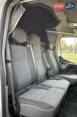 Эвакуатор Renault Master 2017 в Яворове