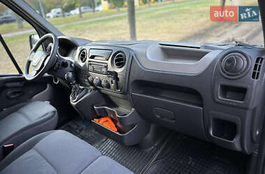 Эвакуатор Renault Master 2017 в Яворове