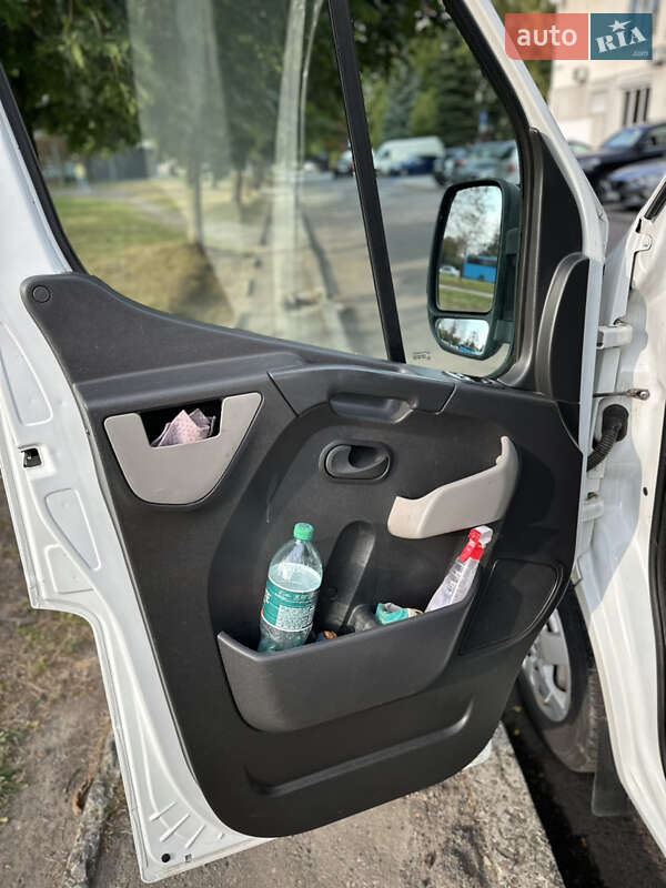 Эвакуатор Renault Master 2017 в Запорожье