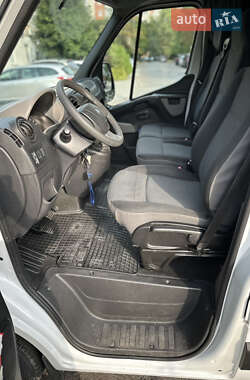 Эвакуатор Renault Master 2017 в Яворове
