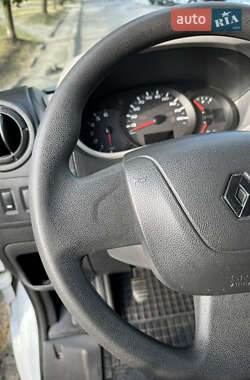Эвакуатор Renault Master 2017 в Яворове