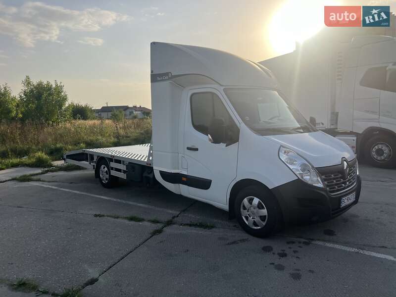 Автовоз Renault Master 2017 в Львові