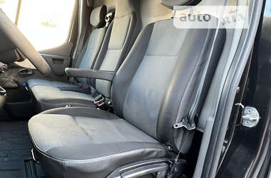 Грузовой фургон Renault Master 2019 в 