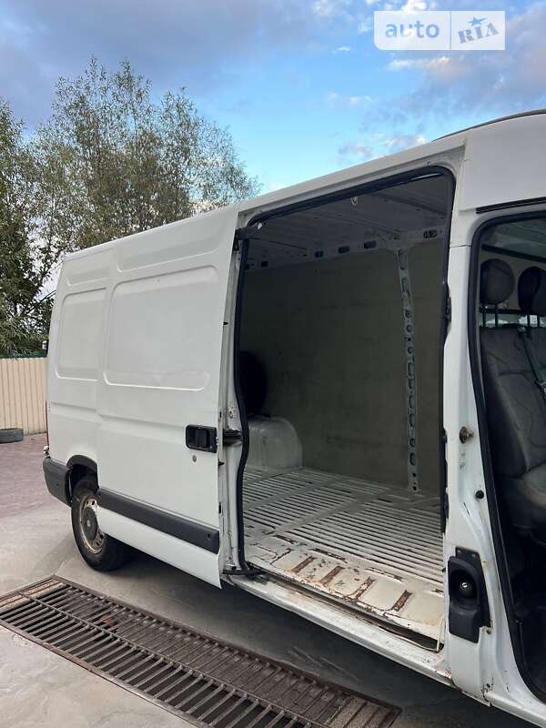 Грузовой фургон Renault Master 2007 в Хмельницком