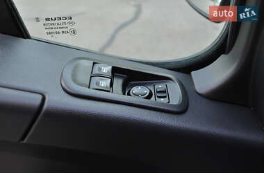 Грузовой фургон Renault Master 2020 в 