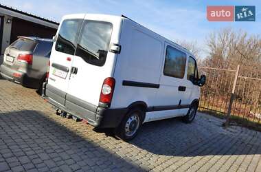 Грузопассажирский фургон Renault Master 2006 в 