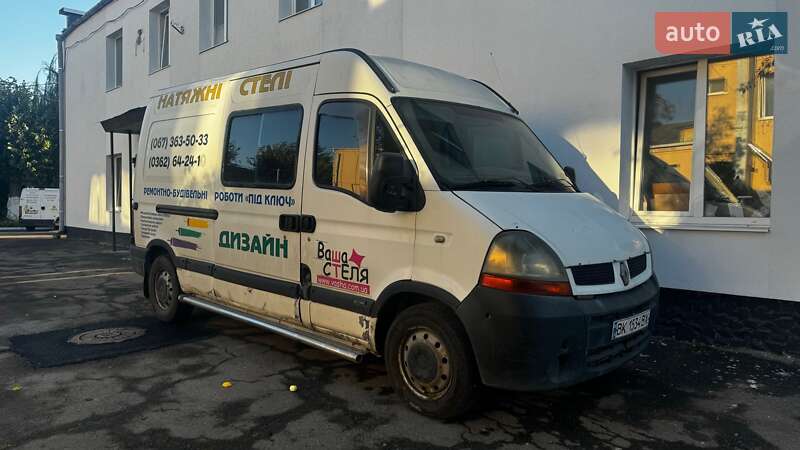 Грузопассажирский фургон Renault Master 2004 в Ровно