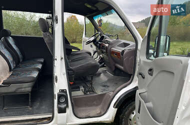Микроавтобус Renault Master 2000 в 