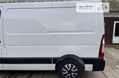 Грузовой фургон Renault Master 2019 в 