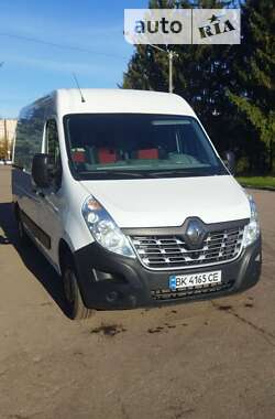 Грузовой фургон Renault Master 2015 в Корце