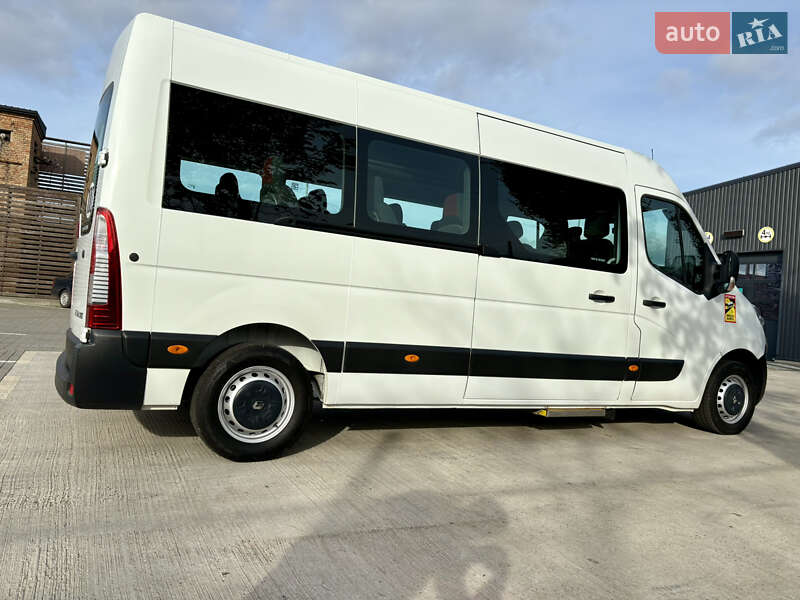 Пригородный автобус Renault Master 2012 в Луцке