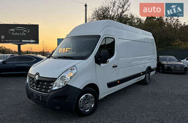 Вантажний фургон Renault Master 2016 в Мукачевому