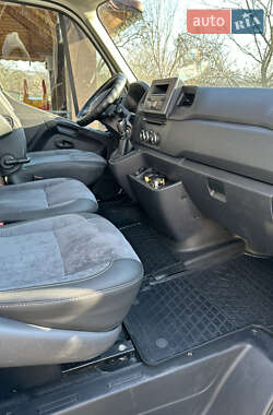 Другие грузовики Renault Master 2020 в 