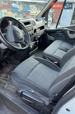 Грузовой фургон Renault Master 2014 в 