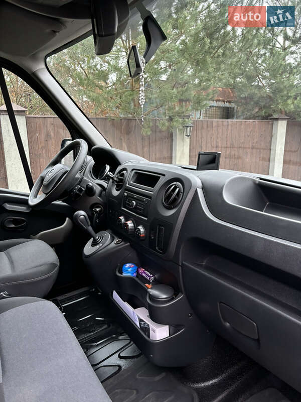 Другие грузовики Renault Master 2018 в Львове
