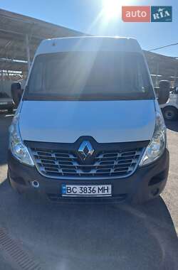 Вантажний фургон Renault Master 2016 в Стрию