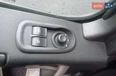 Грузовой фургон Renault Master 2015 в 