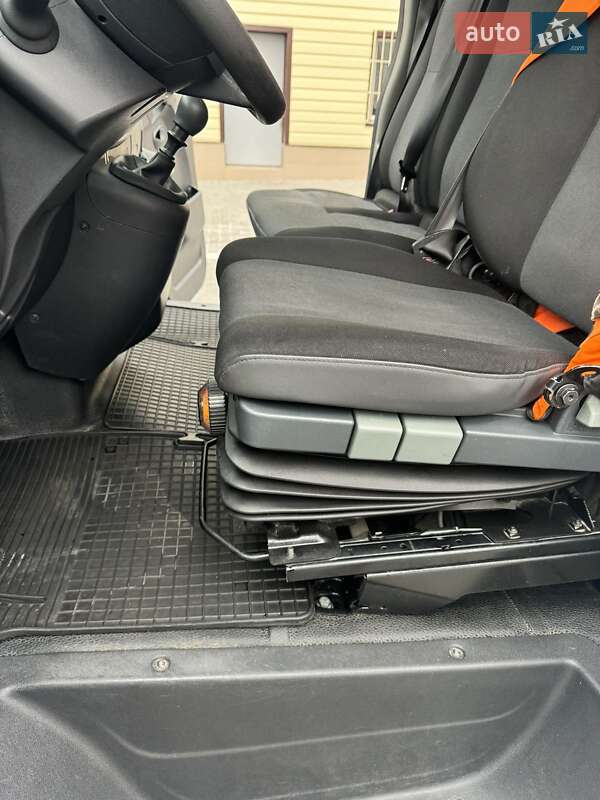 Грузовой фургон Renault Master 2016 в Кременчуге