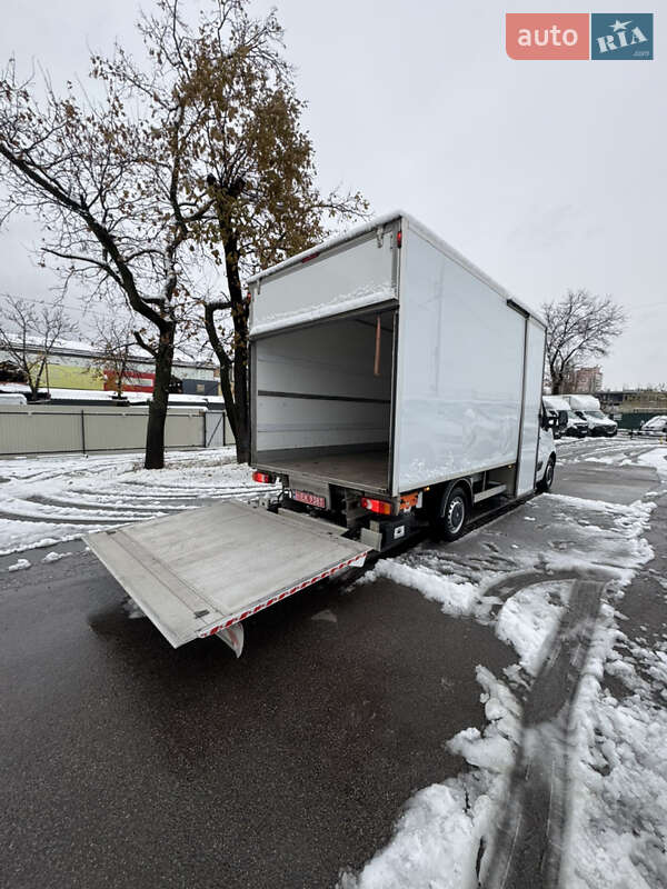 Вантажний фургон Renault Master 2018 в Києві