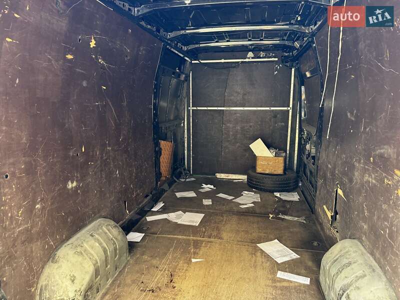 Вантажний фургон Renault Master 2014 в Львові фото 18 Вантажний фургон Renault Master 2014 в Львові