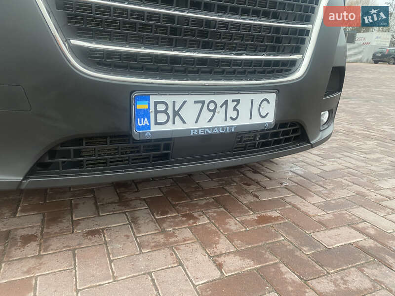 Автовоз Renault Master 2020 в Ровно