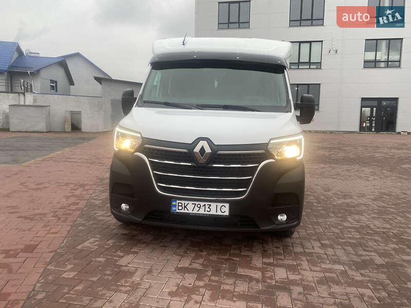 Автовоз Renault Master 2020 в Ровно