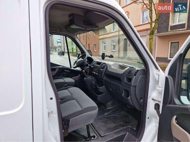 Грузовой фургон Renault Master 2012 в Житомире