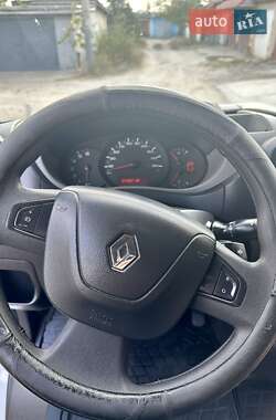 Грузовой фургон Renault Master 2017 в 