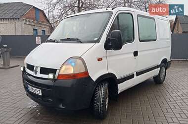 Вантажопасажирський фургон Renault Master 2003 в Охтирці