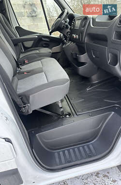 Грузовой фургон Renault Master 2019 в 