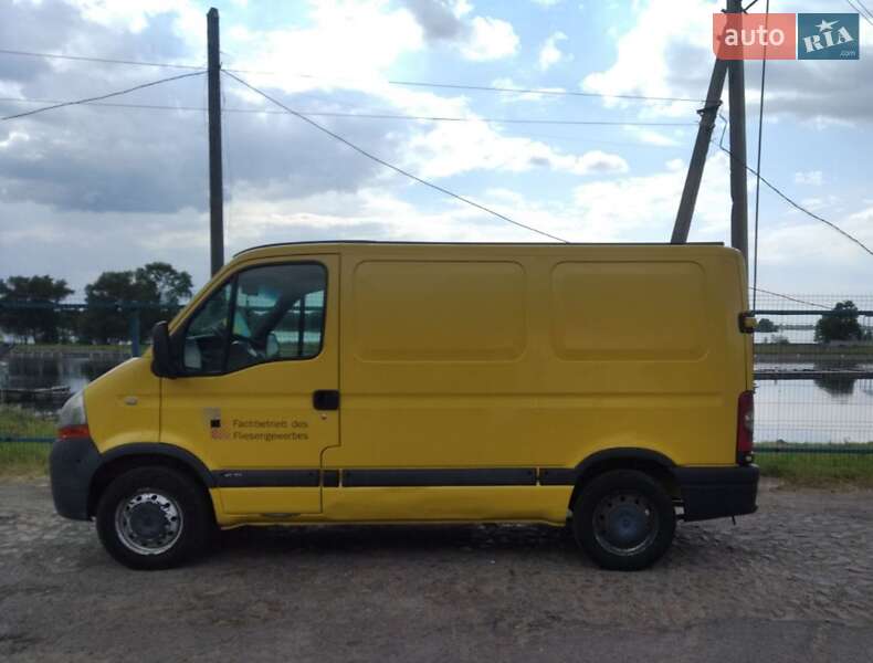 Вантажний фургон Renault Master 2004 в Кременчуці