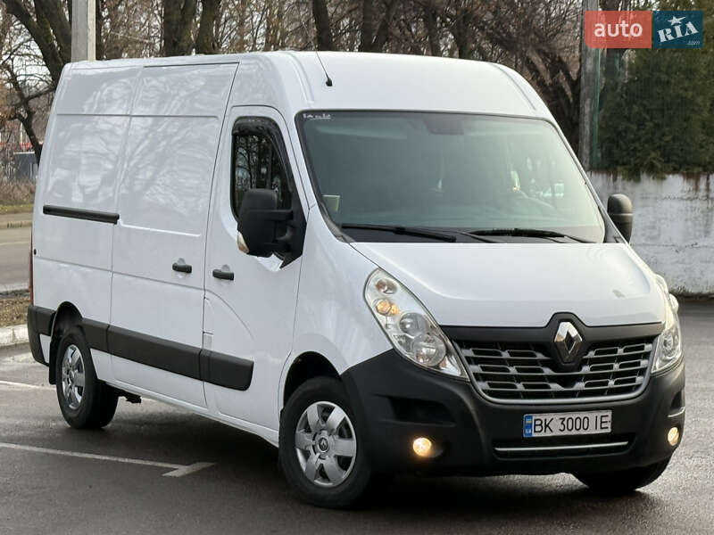 Вантажний фургон Renault Master 2018 в Рівному