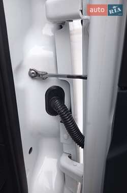 Грузовой фургон Renault Master 2020 в 