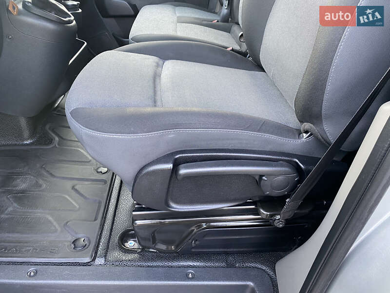 Грузовой фургон Renault Master 2019 в Жовкве