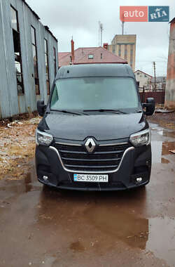 Вантажний фургон Renault Master 2019 в Львові