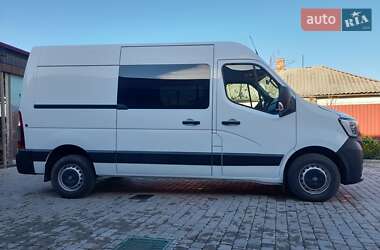 Грузовой фургон Renault Master 2020 в 