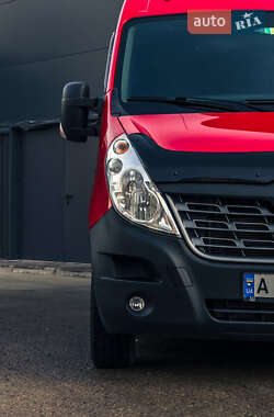 Грузопассажирский фургон Renault Master 2019 в 
