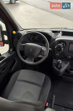 Грузопассажирский фургон Renault Master 2019 в 