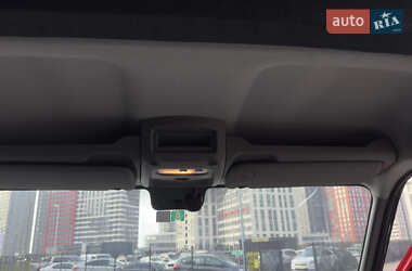 Грузопассажирский фургон Renault Master 2019 в 