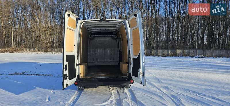 Грузовой фургон Renault Master 2014 в Тернополе