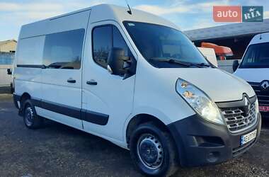 Вантажний фургон Renault Master 2015 в Івано-Франківську