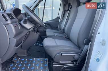 Вантажний фургон Renault Master 2019 в Рівному