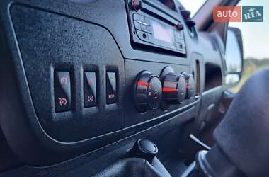 Грузовой фургон Renault Master 2018 в 