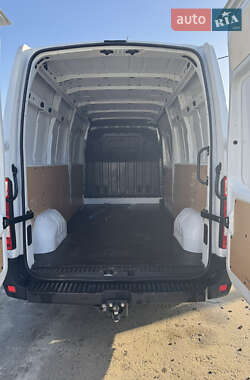 Вантажний фургон Renault Master 2021 в 