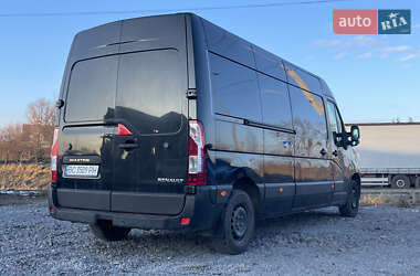 Вантажний фургон Renault Master 2019 в Львові