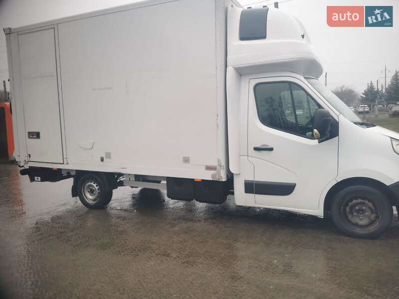 Грузовой фургон Renault Master 2013 в Полтаве