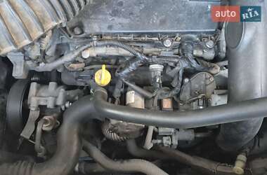 Грузовой фургон Renault Master 2012 в  фото 20 Грузовой фургон Renault Master 2012 в