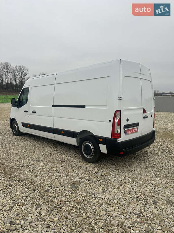 Вантажний фургон Renault Master 2020 в Львові