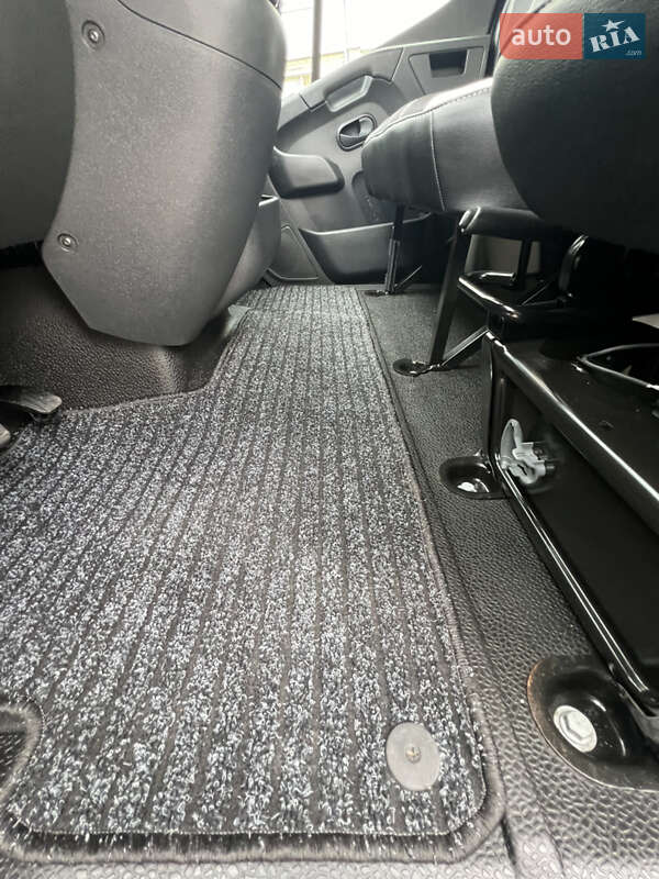 Микроавтобус Renault Master 2019 в Дубно
